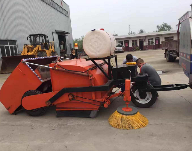 海南州馬路清掃機廠家-河南都市機械設(shè)備